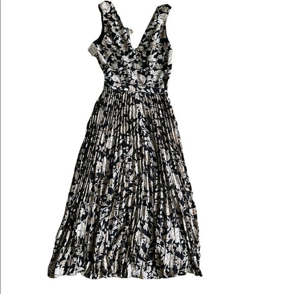 CHELSEA28 Women's Floral Surplice Sleeveless Dress S - Picture 2 of 7